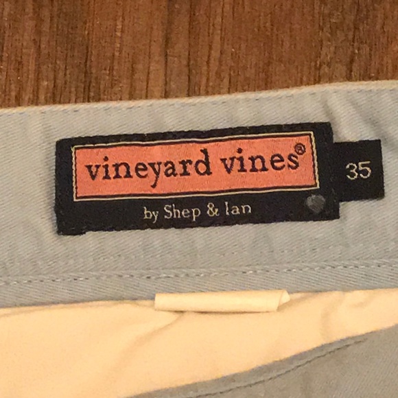 Vineyard Vines Shorts - Picture 2 of 2